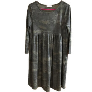 First love size medium dress good condition